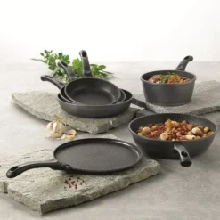 Batterie de cuisine 13 pièces revêtement Dur comme la pierre Mathon
