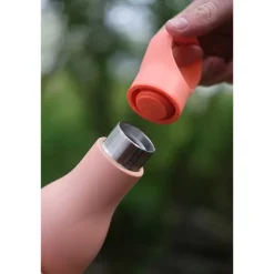 Bouteille isotherme isolée sous vide Loop 500 ml Corail mat Joseph Joseph