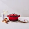 Cocotte fonte rond 24 cm cerise Le Creuset