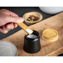 Coupelle à sel 7 cm avec cuillère en bambou Bali en fonte Peugeot