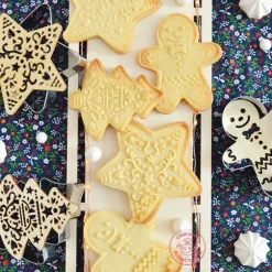 Emporte-pièce et embosseur Sapin Scrapcooking