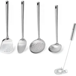 Lot de 4 ustensiles avec louche, cuillère, spatule, écumoire et d’un fouet magique à spirale 30 cm en inox Mathon