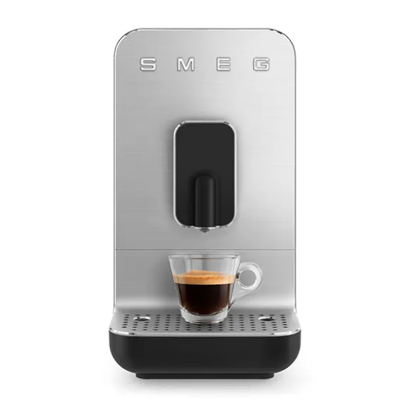 Machine à café avec broyeur intégré 7L 1350W BCC11BLMEU Smeg