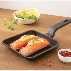 Mini grill antiadhérent en fonte d'aluminium 14 cm Mathon