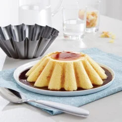 Moule à brioche acier revêtu antiadhérent 18,5 cm Mathon