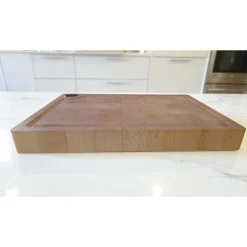 Planche à découper en bois debout hêtre avec rigole et poignée usinée 39,3 x 28,9 cm Roger Orfèvre