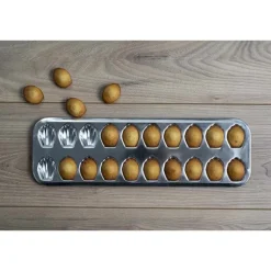 Plaque 20 madeleinettes en fer blanc Gobel