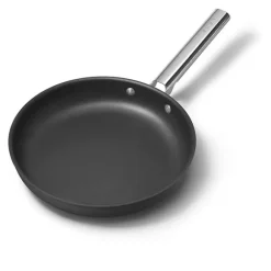 Poêle aluminium antiadhésive 28 cm noir mat Smeg
