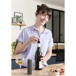 Pompe à vide électrique pour le vin Line Preserve Peugeot