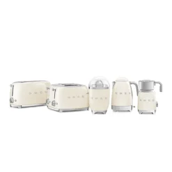 Presse-agrumes électrique 70 W CJF11CREU crème Smeg