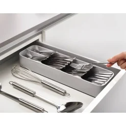 Range-couverts compact Joseph Joseph
