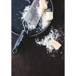 Râpe à fromage à gros grains Gourmet noire Microplane