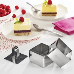 Set de 2 emporte pièces carrés en inox avec poussoir Mathon