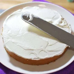 Spatule de décoration et couteau à génoise Moha