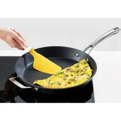 Spatule à œuf en silicone jaune Elevate Joseph Joseph