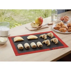 Tapis de cuisson perforé professionnel en fibre de verre et silicone 40 cm Mathon