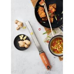 Zesteur Premium Classic râpe cannelle Microplane